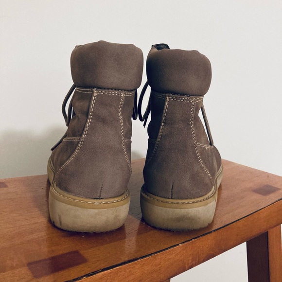 Cliffs White Mountain Ankle Booties for sale! Lightly worn but cute! SIZE: 8M - Picture 3 of 6